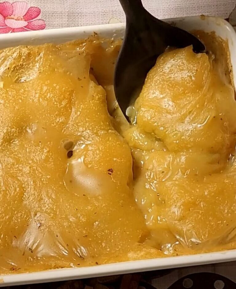 abobrinha gratinada com queijo vegano de mandioca