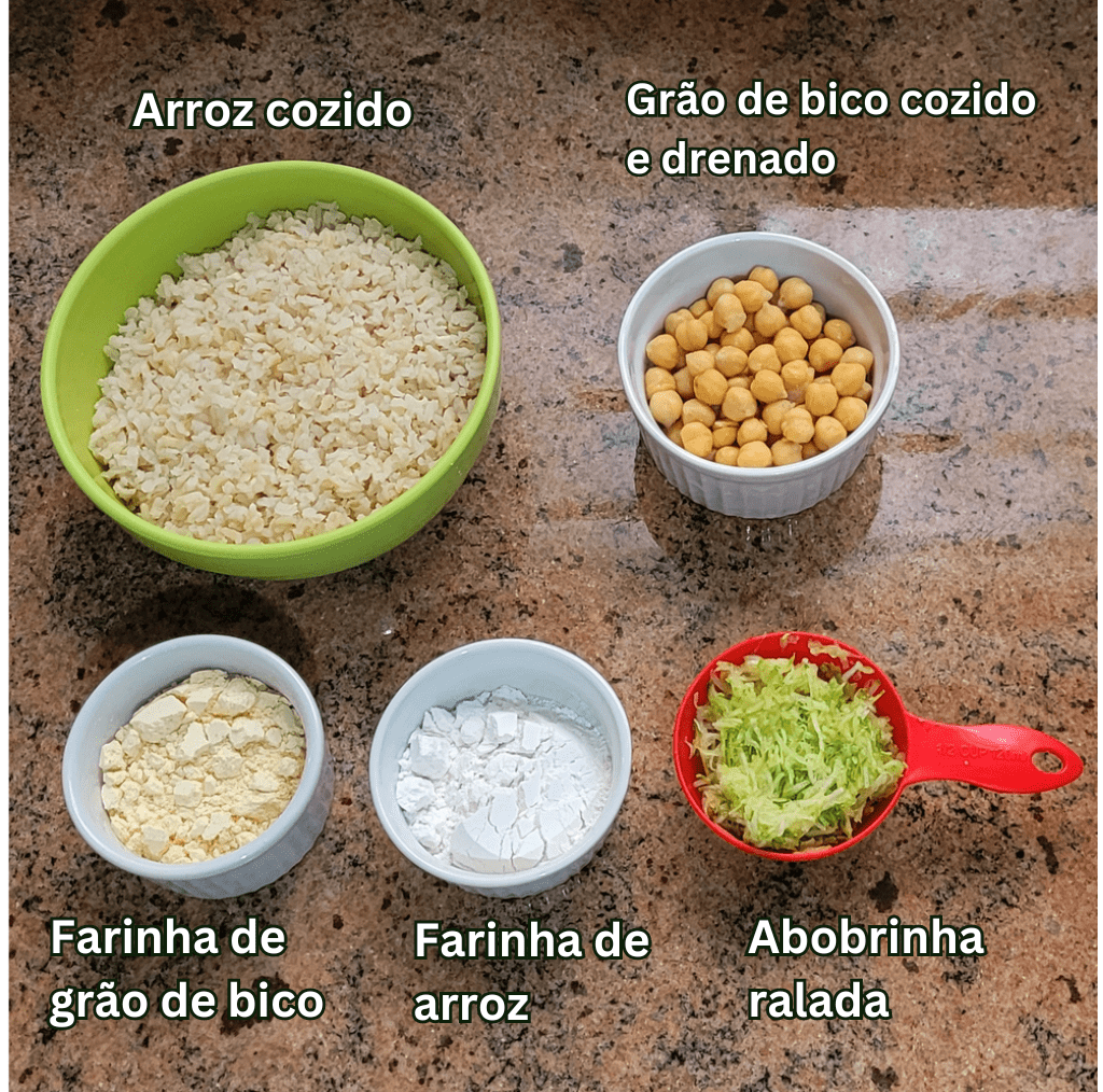 ingredientes da receita de bolinho de arroz vegano proteico